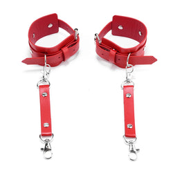 Collection of Menottes Sexuelles en Cuir PU avec Harnais Corporel, Bracelets de Bondage BDSM. in a gallery layout