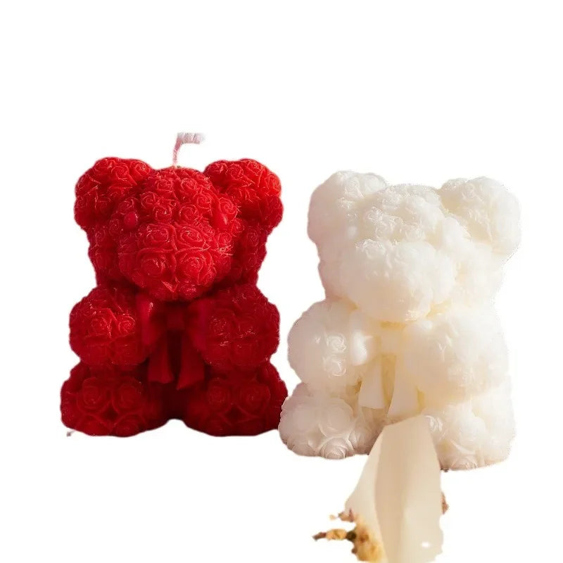 Collection of Bougie Parfumée en Forme d’Ours de Roses in a gallery layout