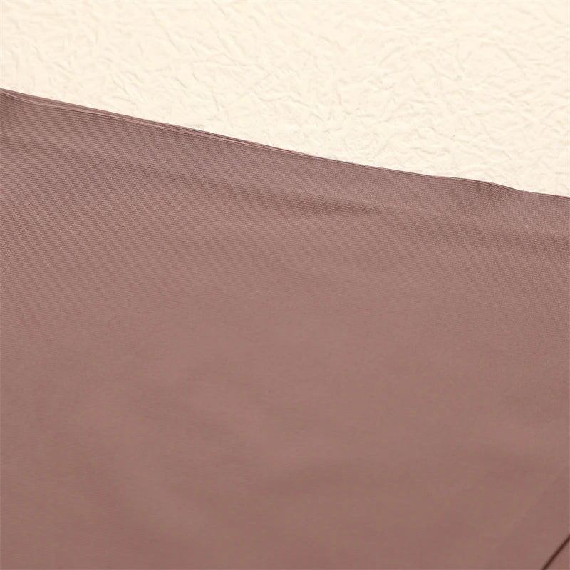 Collection of String Taille Basse – Confort Minimaliste in a gallery layout