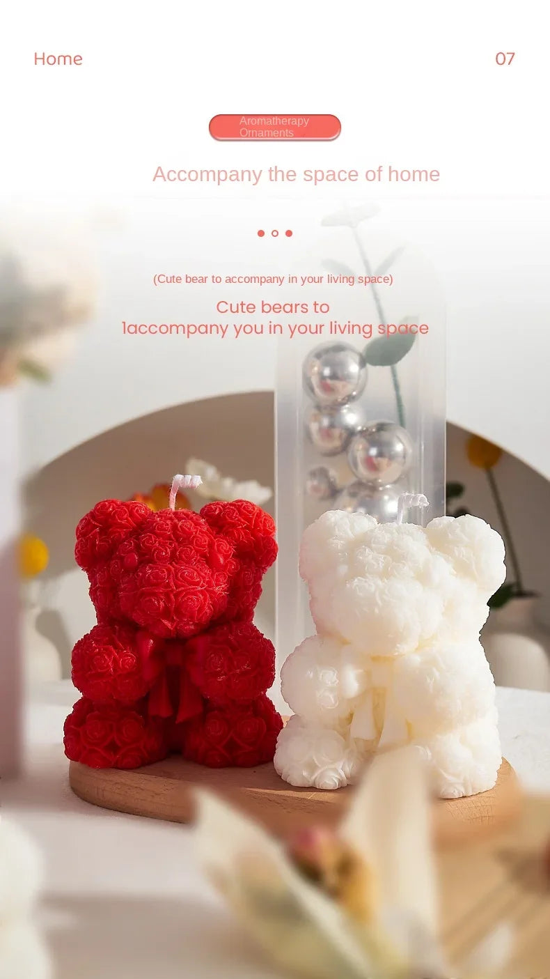 Collection of Bougie Parfumée en Forme d’Ours de Roses in a gallery layout